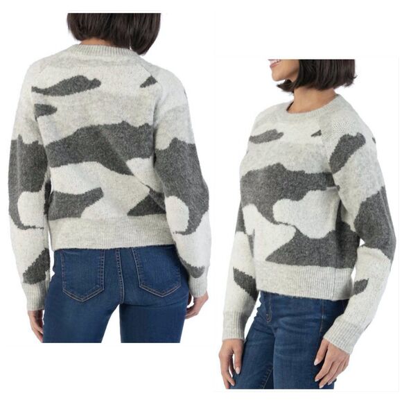 Kut from the Kloth Gray and White Sweater - Picture 4 of 10